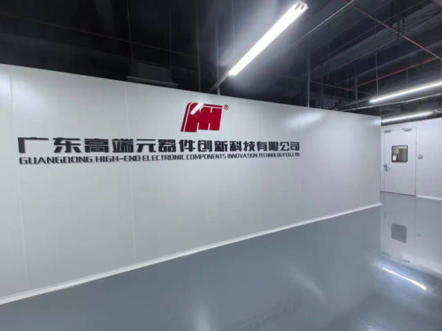 梁静玲 摄